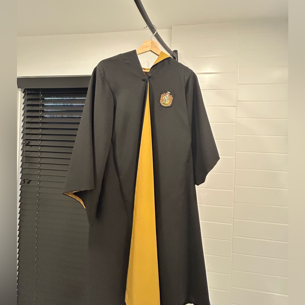 Hufflepuff Black Cloak High Quality
